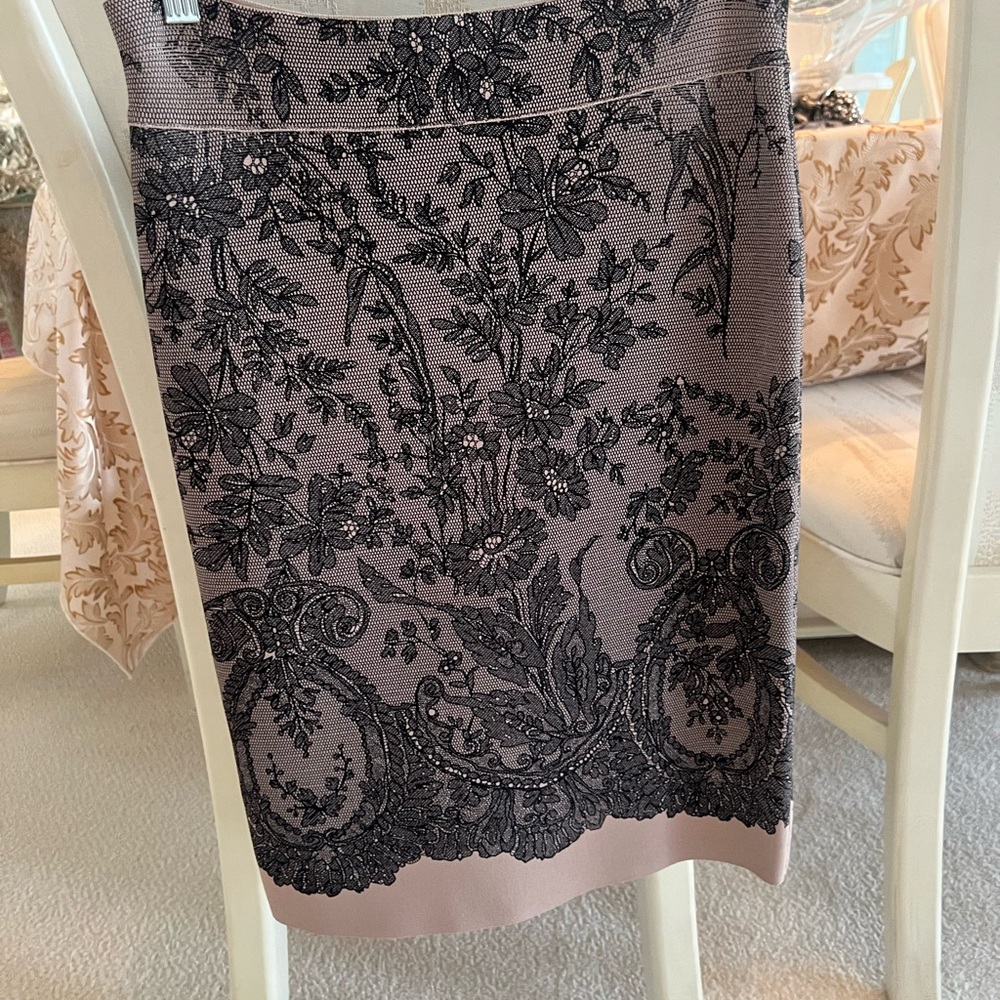 BCBGMaxAzria Floral Lace Pencil Skirt in Black and Mauve